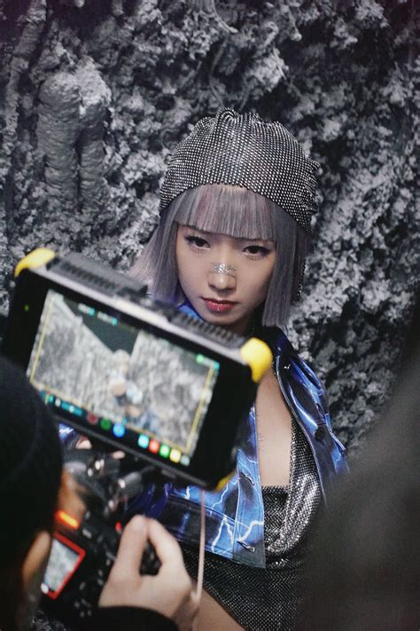 Mei Qi Alien Mv Concept Teaser Behind The Scenes Kpopping
