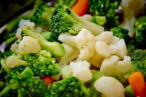 The Trick To Getting Perfectly Steamed Veggies