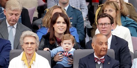 princess eugenie s son august makes his first public appearance nestia