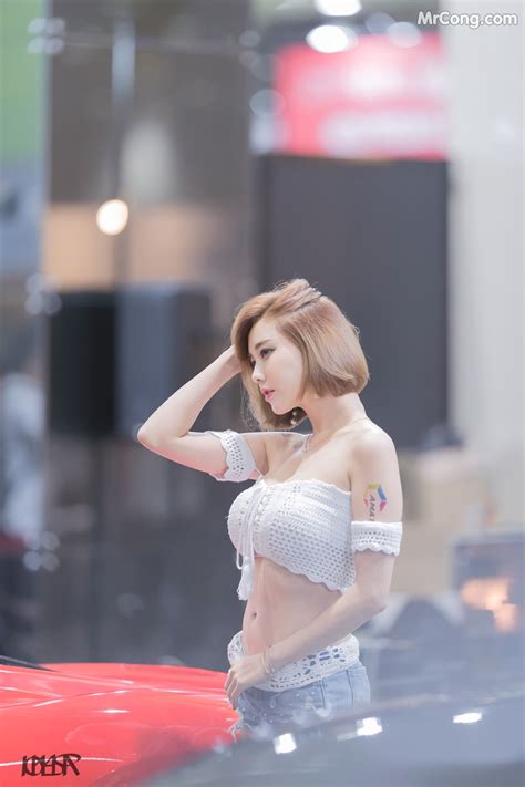 Beautiful Kim Ha Yul At The 2017 Seoul Auto Salon Exhibition 15 Photos