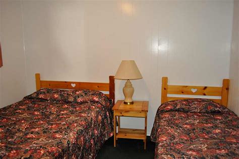 Two Bedroom Feature Glenview Cottages And Campground