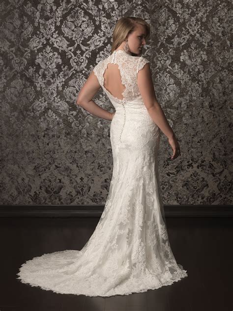 Elegant mermaid cap sleeve keyhole back sweep train lace ...