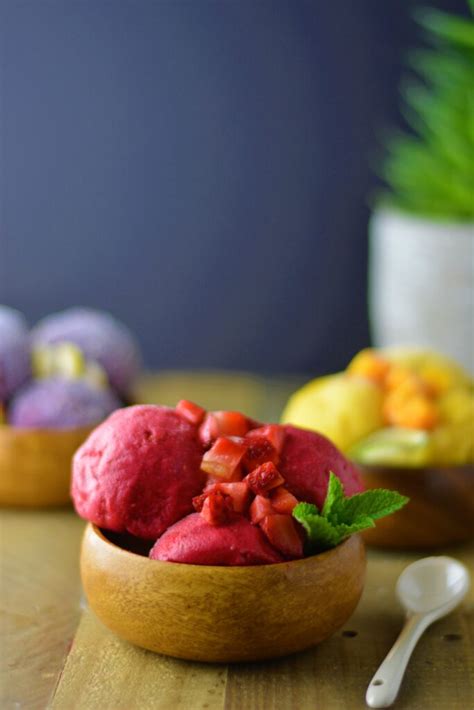 3 Ingredient Healthy Ice Creams Lime Thyme
