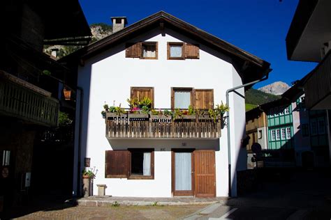 Controlla le camere e le tariffe. Appartamento vacanze Boso Marlene - Campitello di Fassa ...