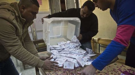 polls close on referendum vote in egypt cnn