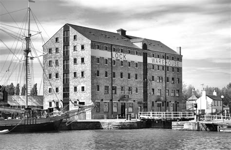 Gloucester Docks The Refurbished Lock Warehouse Of 1834 In Flickr