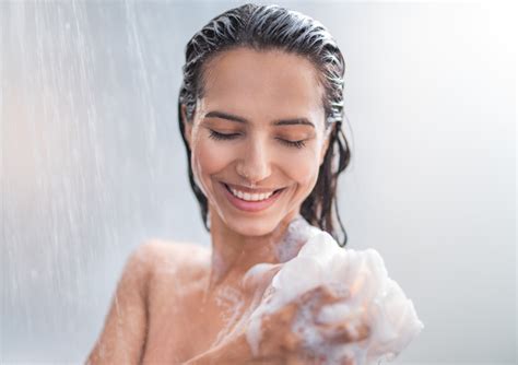 The Benefits Of Taking Cold Showers For Your Skin Skinmindbalance