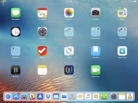 It is an offline app. How to Use the New iPad Dock in iOS 11 - MacRumors
