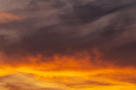 Premium Photo Orange Cloud Sky At Dusk