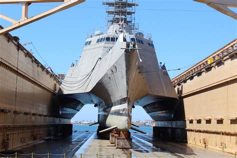 三胴船のussコロナド、米海軍が大失敗と認めた｢沿海域戦闘艦｣とは Business Insider Japan