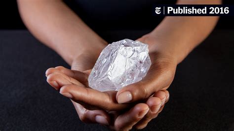 world s largest uncut diamond heads to auction a break with tradition the new york times