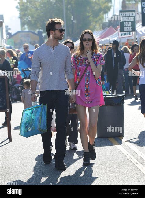 Summer Glau And Her Boyfriend At The Farmers Market Featuring Summer