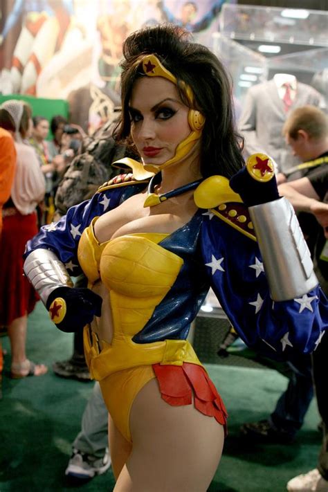 The Greatest Costumes Of Comic Con 2011