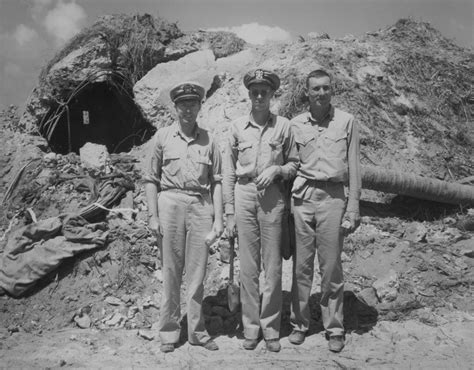 Photo Us Servicemen In Kwajalein Marshall Islands 1944 World War