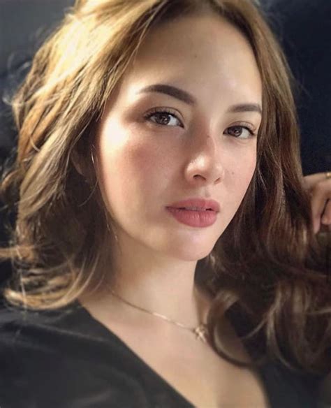 Single No More Ellen Adarna Admits She S Dating A Foreigner From Spain When In Manila