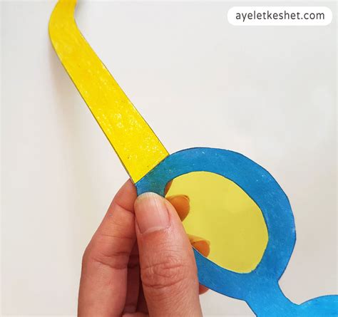 diy craft paper sunglasses with templates ayelet keshet