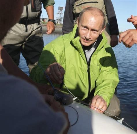 Russland Putin Taucht Mit U Boot Zum Boden Des Baikalsees Welt