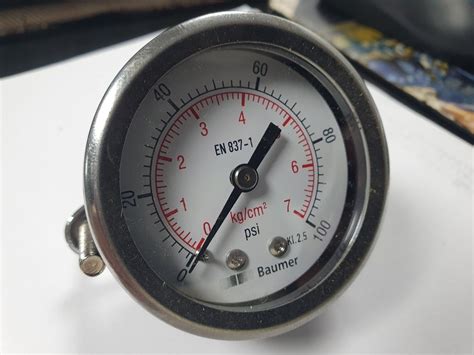 2 Inch 50 Mm Pressure Gauge Baumer Make 0 To 25 Bar0 To 400 Psi At
