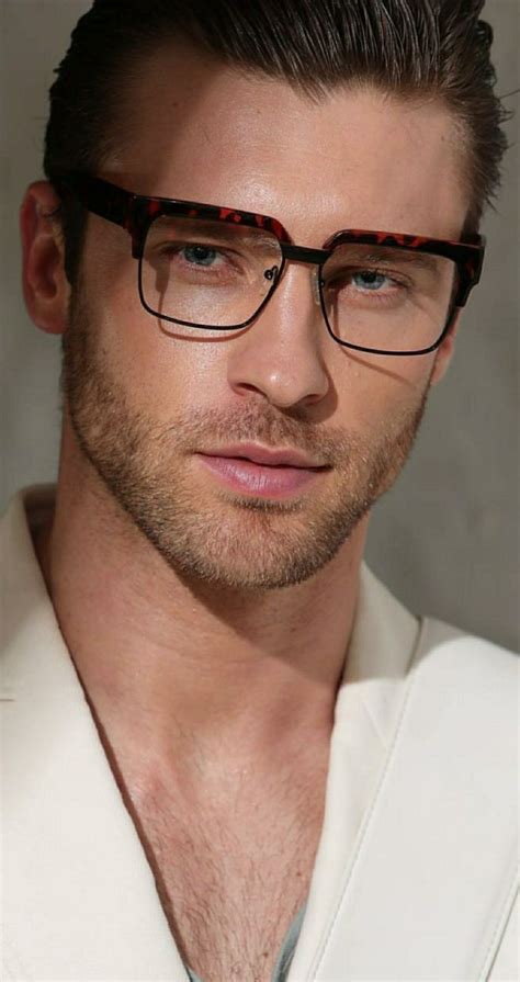 Pin By Montrelldemet On Guys In Eyewear Mens Glasses Poses For Men