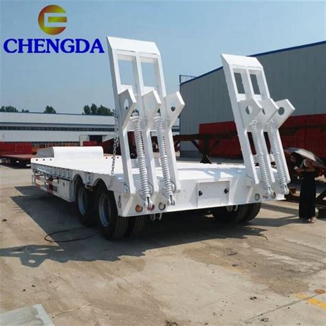 China Military Lowboy Trailer Manufacturers And Factory Price Sinotruck