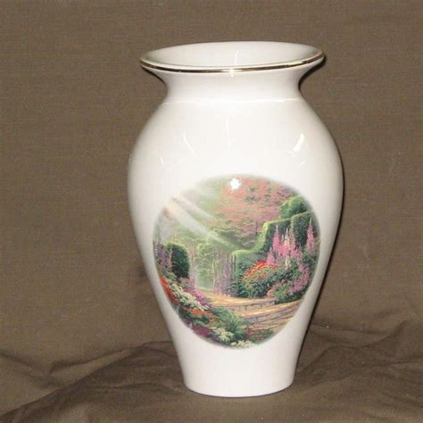 Free delivery and returns on ebay plus items for plus members. 17 Best images about S Teleflora / FTD Marked Glass and ...