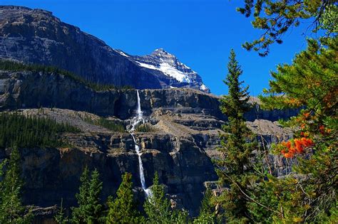 Waterfall Valley Of The Thousand Falls Berg Lake Trail Mount Robson