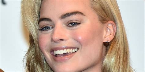 Margot Robbies Lush Locks And More Celebrity Beauty Looks We Loved This