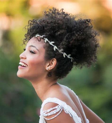 10 Latest And Stylish Wedding Hairstyles For Curly Hair