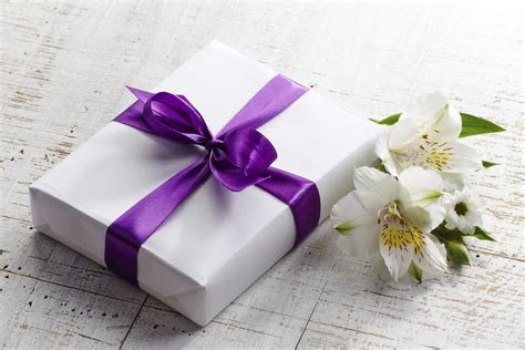 Find no registry wedding gift ideas for any couple. gift registry wording
