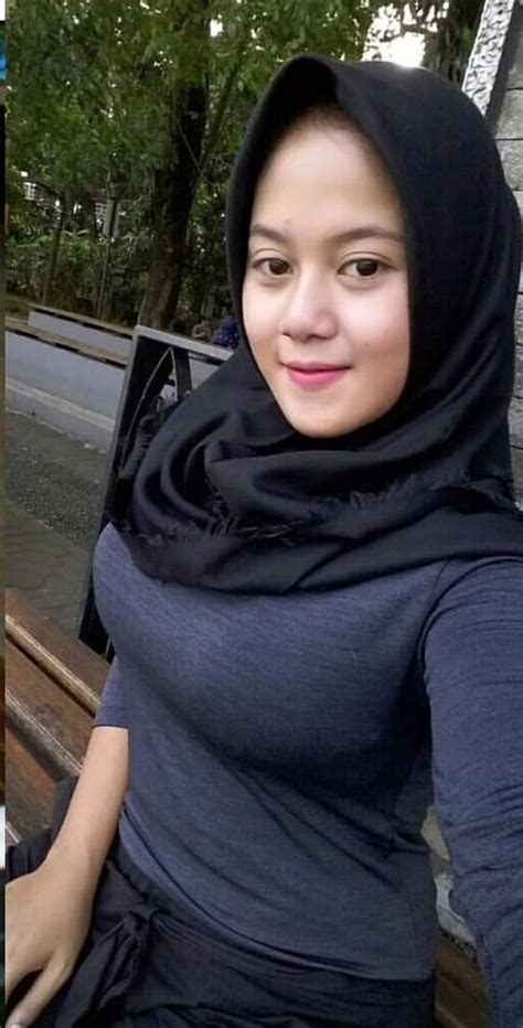 hijabers baju ketat yang bikin cenat cenut republic renger cantik hijab chic wanita wanita