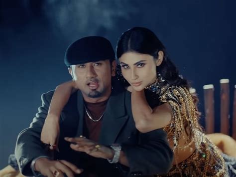 Gatividhi Honey Singh Invites Mouni Roy To Manali In Rappers New Track Entertainment Images