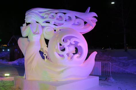 International Snow Sculpture Championships Summit Express