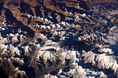 Mount Everest From Space 5 Most Amazing Nasa Photos Our Planet