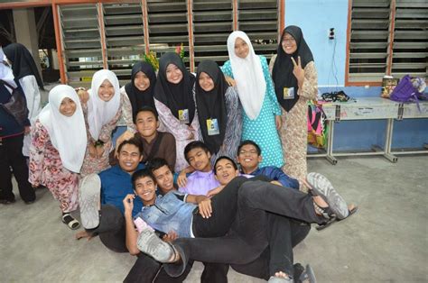 3.548507 and the longitude is: Pengalaman as pelajar MRSM Kuala Kubu Bharu. Best ke masuk ...