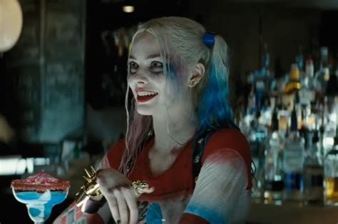 Margot Robbies Harley Quinn Strips Off Into Underwear In New Suicide Squad Trailer Daily Star