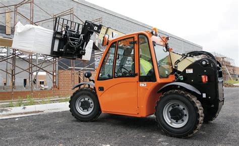 Compact Telehandlers