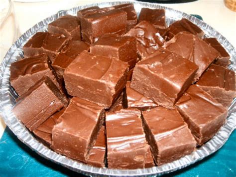Microwave fudge is an easy recipe that comes together in a snap. 2 Minute Microwave Fudge Recipe - Food.com