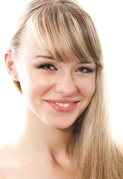 27 Ideal Bangs For Women With Big Forehead Hairstylecamp