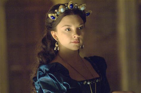 The Tudors Season 2 Episode Still Tudor Fashion Anne Boleyn