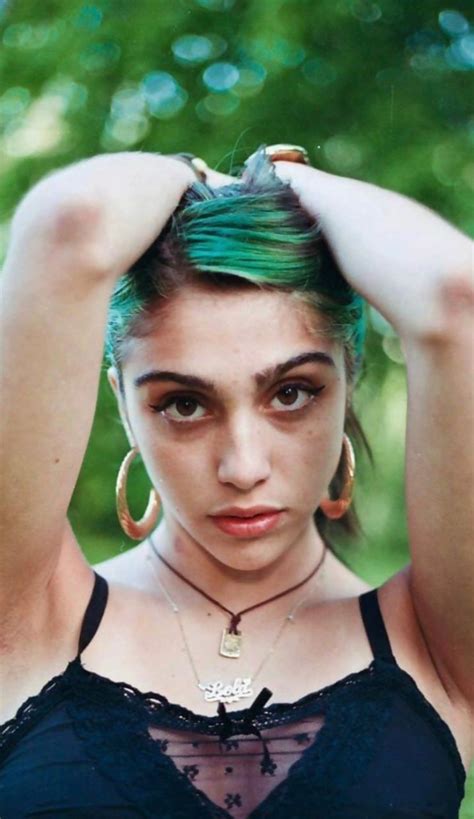 Lourdes Leon