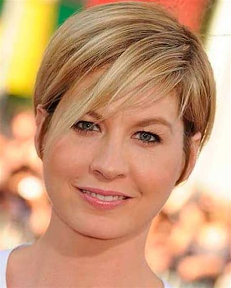 Pixie Hairstyles For Round Face And Thin Hair 2021 2022 Page 7