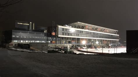 Vålerenga skole og asgeir borgemoen trommer sammen for barn på flukt i uka frem mot artistgallaen på tv2 17. Vålerenga med egen fotballklasse på ny skole / Vålerenga