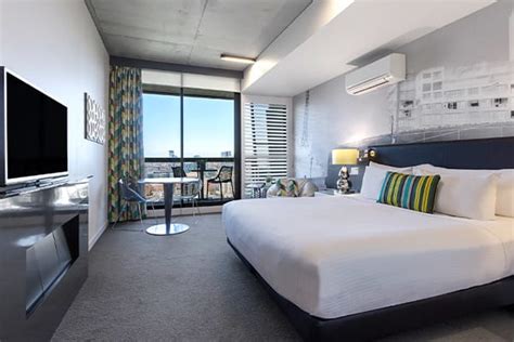 Is parking available at gold coast morib international resort? Best Accommodation Deals Melbourne | Oaks Melbourne on ...