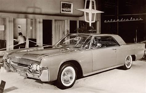 Caseyartandcolourcars 1961 Lincoln Continental Coupes