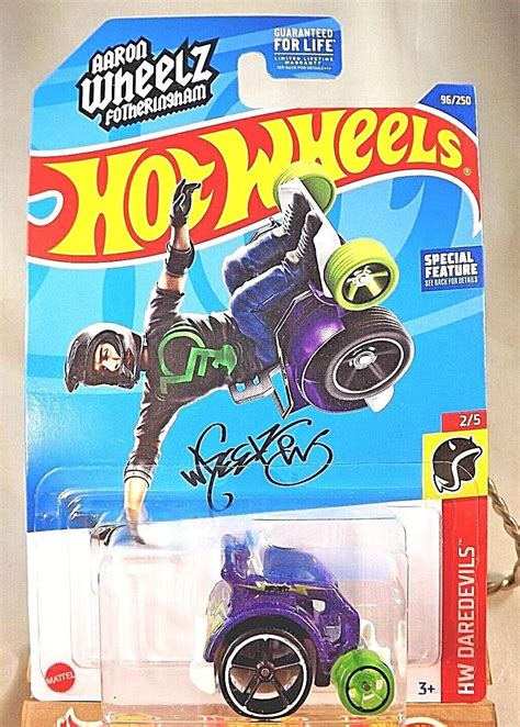 Hot Wheels Hw Daredevils Wheelie Chair Purple W Black Green Wheels Ebay