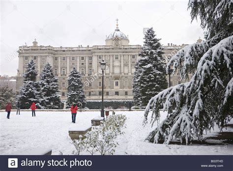 Rackets of snow madrid, snowshoes, sierra de madrid, winter. Madrid snow - 15 free HQ online Puzzle Games on ...