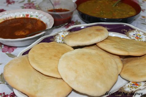 Roti yang lembut berpadu dengan kuah durian yang menggoda akan. INTAI DAPUR: Roti Arab dan Kuah Kari Dhall...