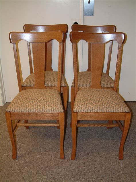 Sets of 4 dining chairs. Oak T Back Dining Chairs Set of 4 - Salado Creek Antiques