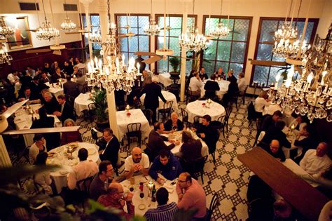 Best Famous Restaurants In America You Have To Try In Your Lifetime