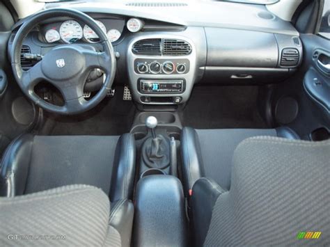 Maybe you would like to learn more about one of these? 2005 Dodge Neon SRT-4 interior Photo #39132303 | GTCarLot.com